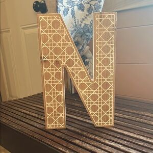 NWT Ashland “N” decor